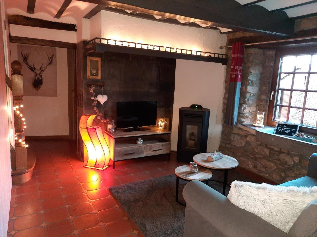Le Teli Du Loup Dans La Taniere D'Armand Villa สเตฟโล ภายนอก รูปภาพ